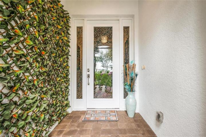 8487 Palacio TER W, NAPLES FL 34114