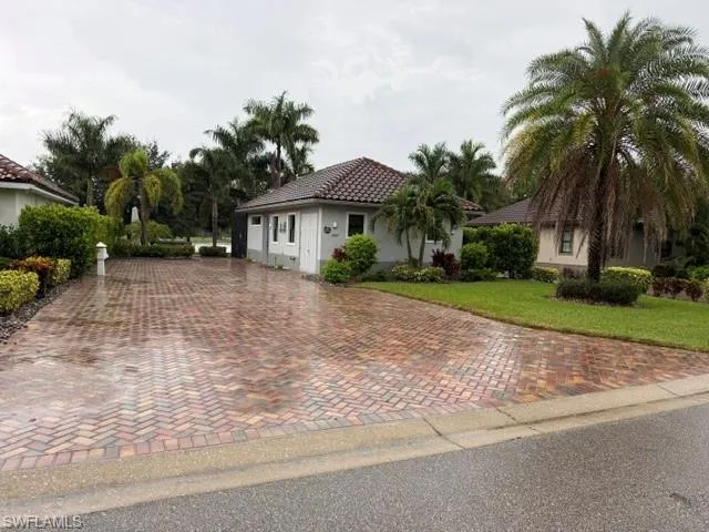 13607 Golden Palms Cir, Fort Myers, Florida 33913
