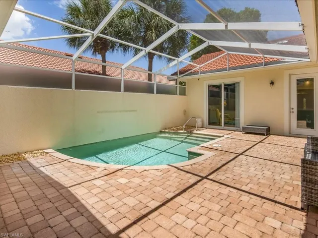 Courtyard Pool w/ Fountain