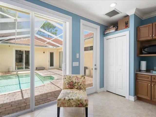 Pool Cabana (3rd Bedroom)