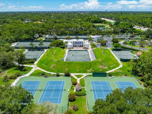 World Tennis Center Amenities