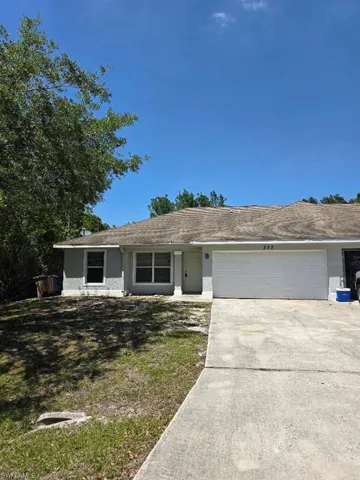 332 Rogen St, Lehigh Acres, Florida 33972