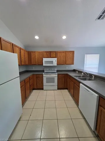 332 Rogen St, Lehigh Acres, Florida 33972
