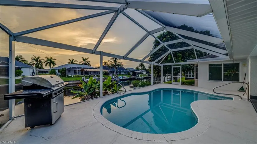 3902 Se 13th Ave, Cape Coral, Florida 33904