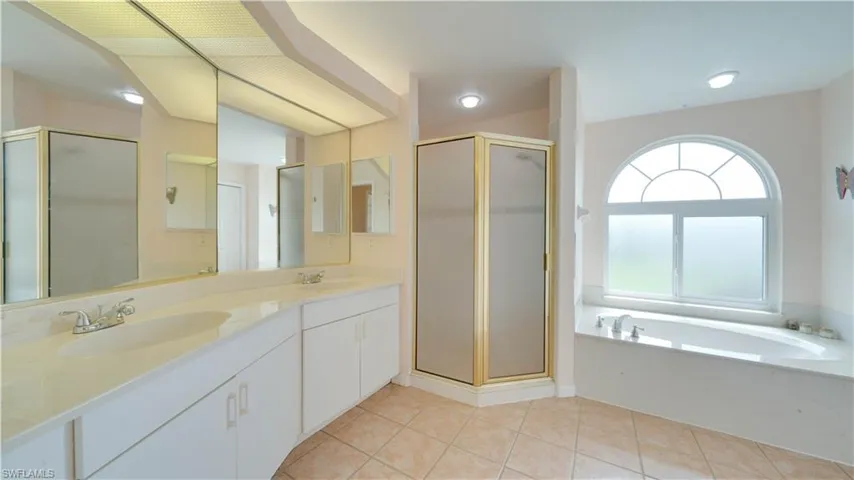 3902 Se 13th Ave, Cape Coral, Florida 33904