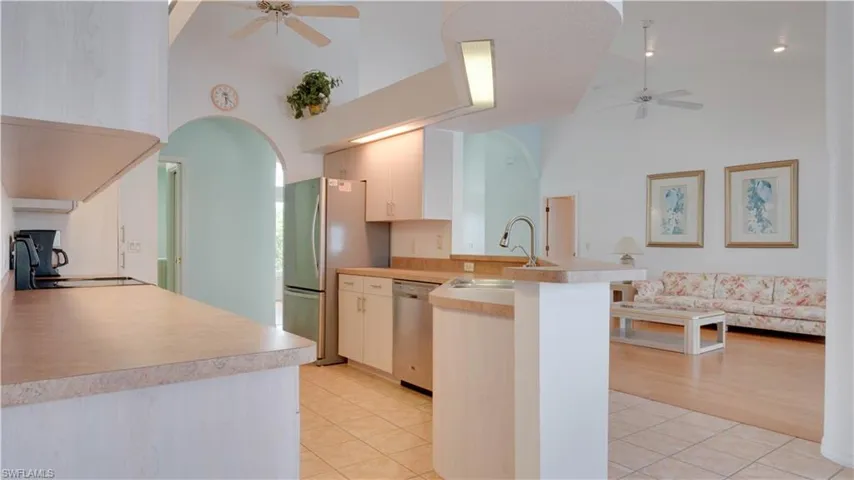 3902 Se 13th Ave, Cape Coral, Florida 33904