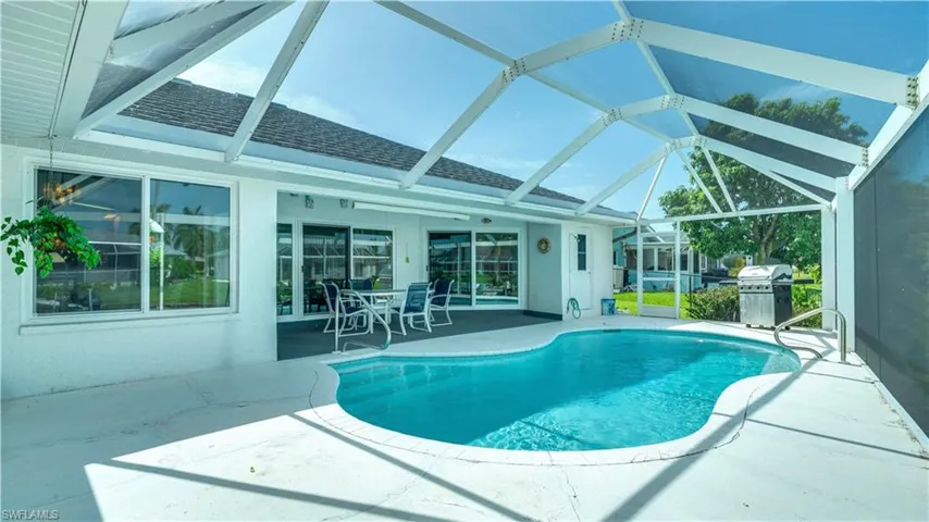 3902 Se 13th Ave, Cape Coral, Florida 33904