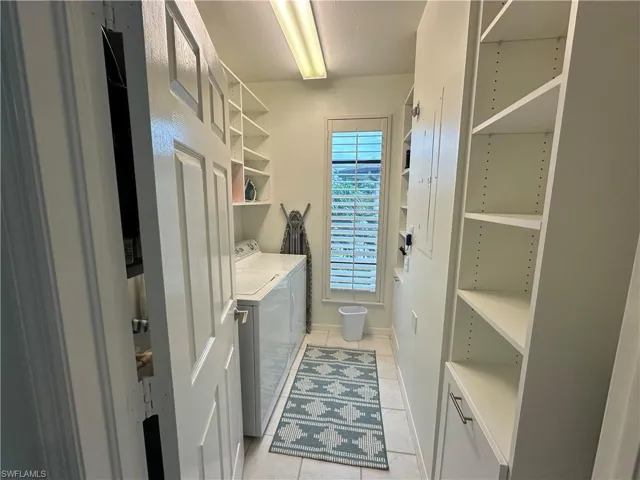 663 10th Ave S B663, Naples, Florida 34102