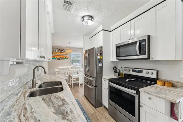 1684  South  DR, Fort Myers, FL 33907