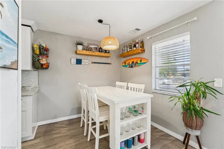 1684  South  DR, Fort Myers, FL 33907