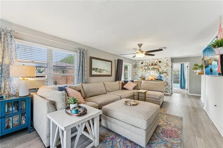 1684  South  DR, Fort Myers, FL 33907