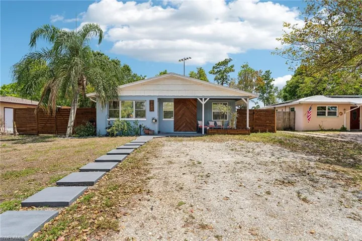 1684  South  DR, Fort Myers, FL 33907