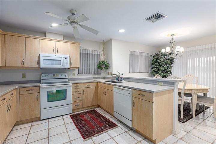13212 Wedgefield DR # 3, NAPLES FL 34110