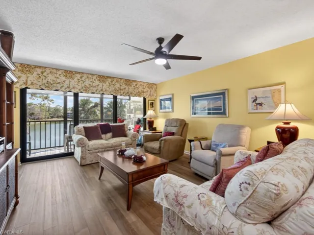 5792 Deauville Cir A207, Naples, Florida 34112