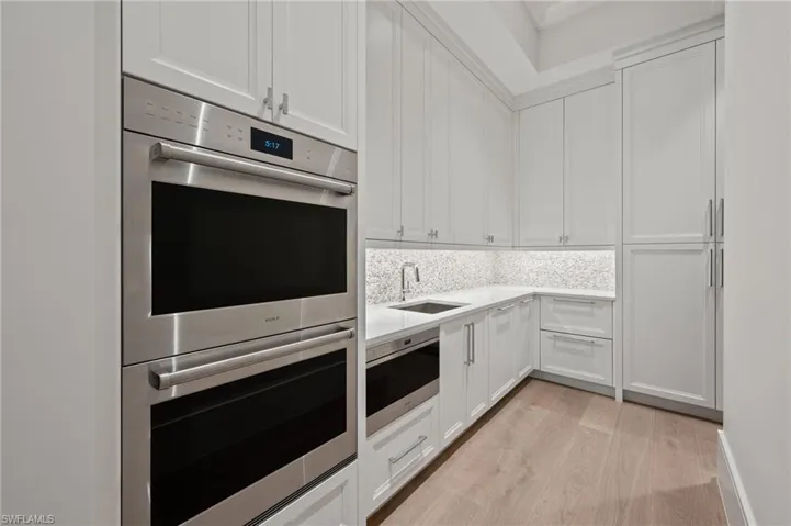 710 Willowhead Dr, Naples, Florida 34103
