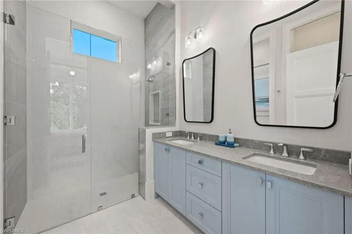 710 Willowhead Dr, Naples, Florida 34103