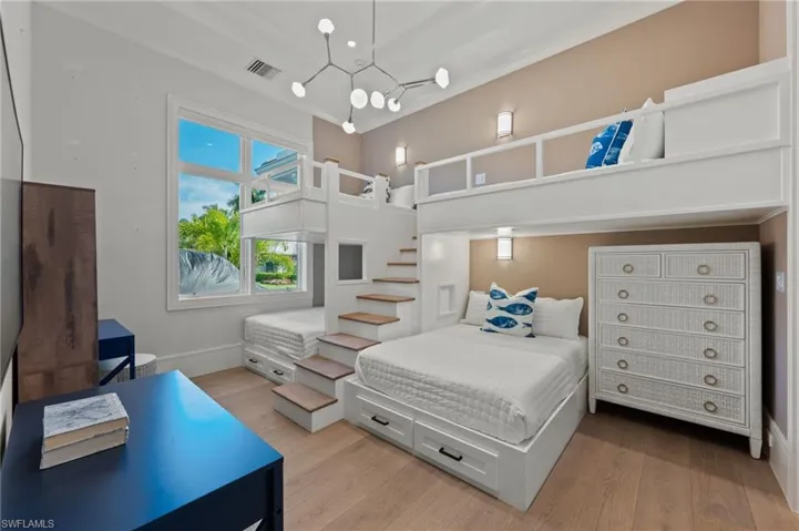710 Willowhead Dr, Naples, Florida 34103
