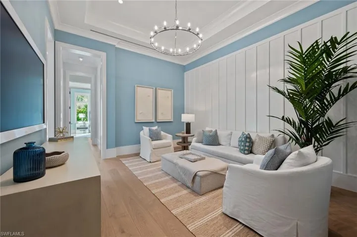 710 Willowhead Dr, Naples, Florida 34103