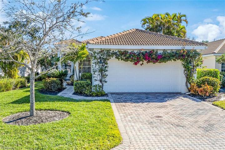 8530 Pepper Tree WAY, NAPLES FL 34114