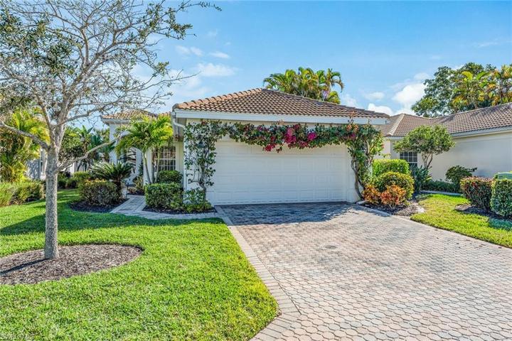 8530 Pepper Tree WAY, NAPLES FL 34114