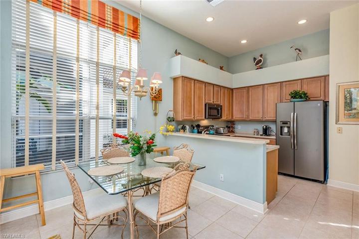 8530 Pepper Tree WAY, NAPLES FL 34114