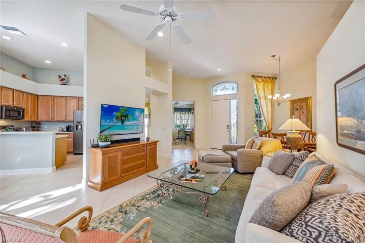 8530 Pepper Tree WAY, NAPLES FL 34114