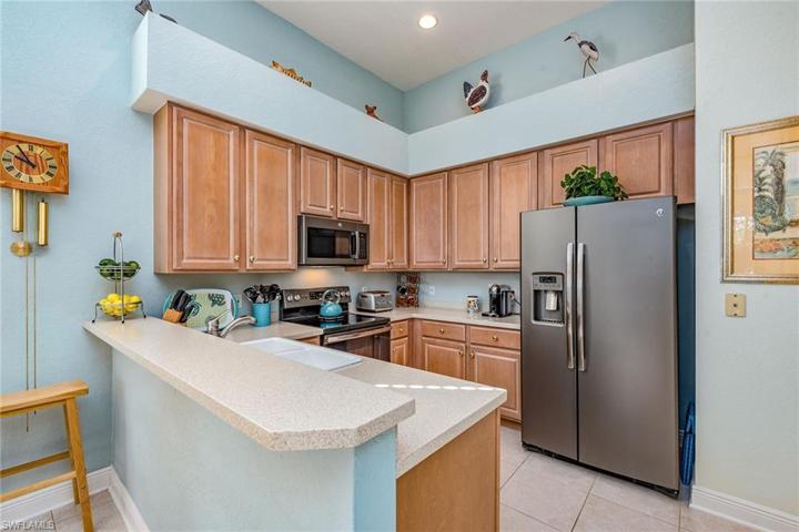 8530 Pepper Tree WAY, NAPLES FL 34114