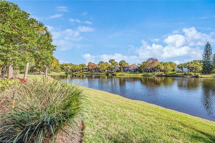 8530 Pepper Tree WAY, NAPLES FL 34114