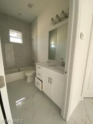 3945  62nd NE AVE, Naples, FL 34120
