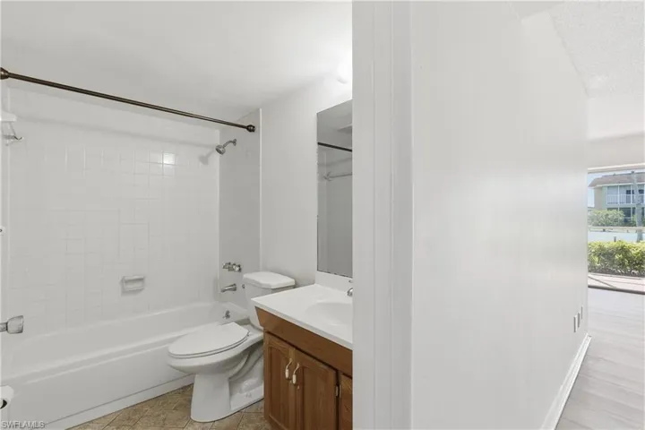 1400 Pompei Ln 53, Naples, Florida 34103
