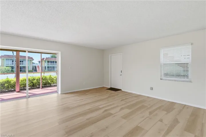 1400 Pompei Ln 53, Naples, Florida 34103