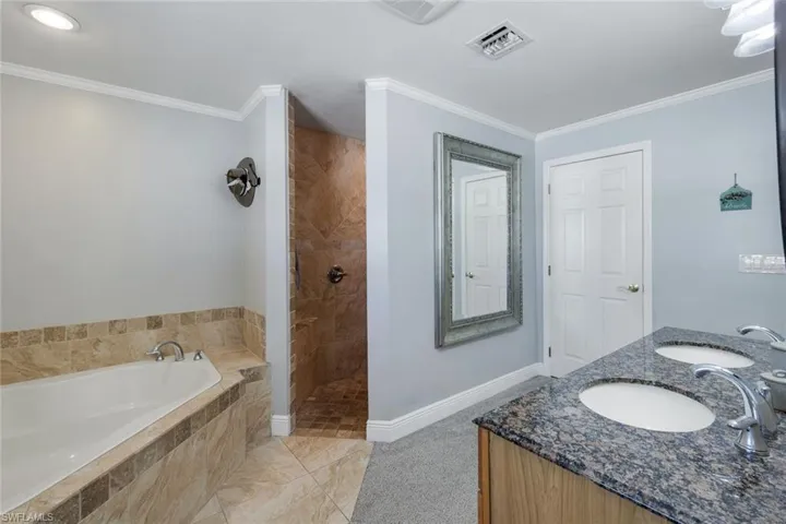 8327 Riviera Ave, Fort Myers, Florida 33919