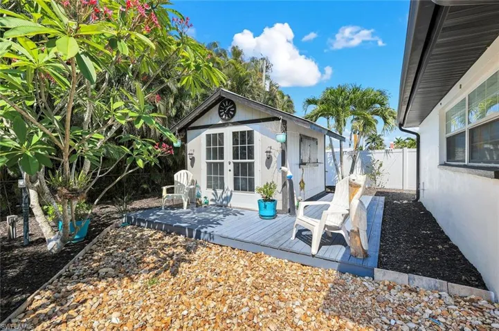 8327 Riviera Ave, Fort Myers, Florida 33919