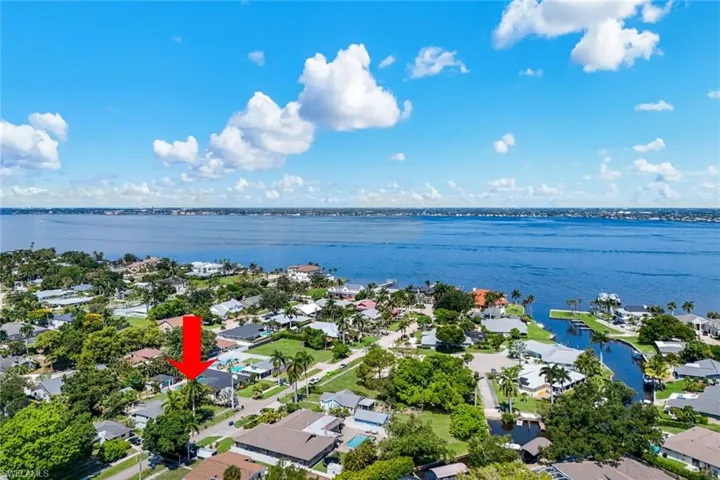 8327 Riviera Ave, Fort Myers, Florida 33919