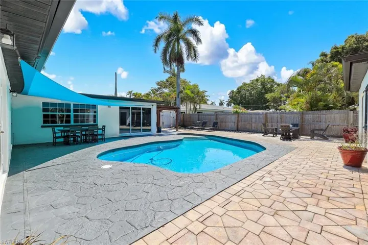 8327 Riviera Ave, Fort Myers, Florida 33919