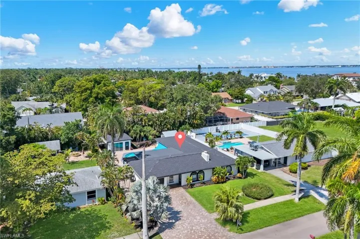 8327 Riviera Ave, Fort Myers, Florida 33919