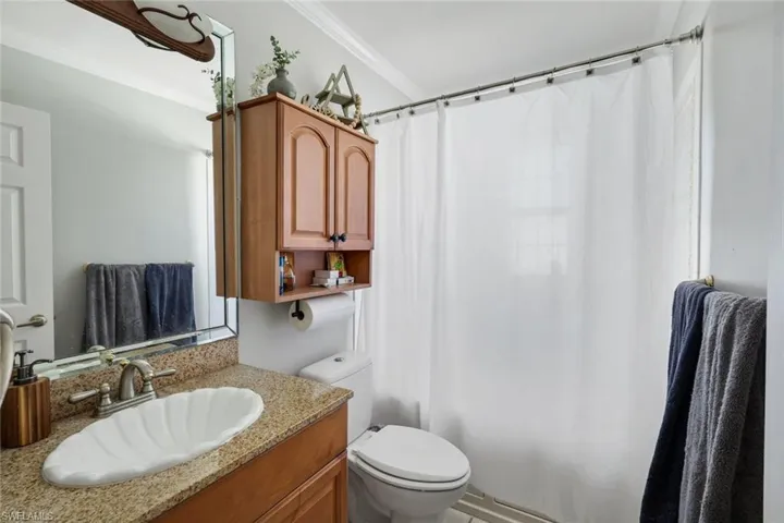 8327 Riviera Ave, Fort Myers, Florida 33919