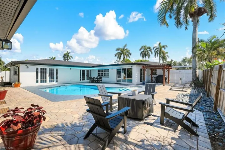 8327 Riviera Ave, Fort Myers, Florida 33919