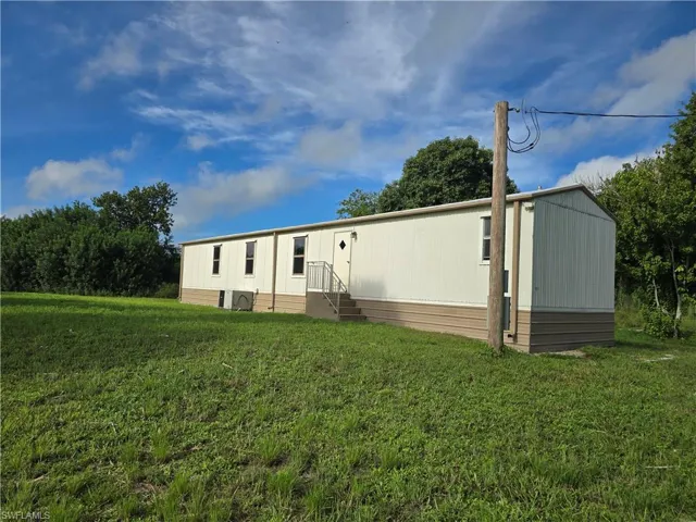1000 Catawba Ln, Moore Haven, Florida 33471