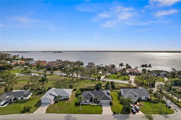 15110  Sam Snead  LN, North Fort Myers, FL 33917