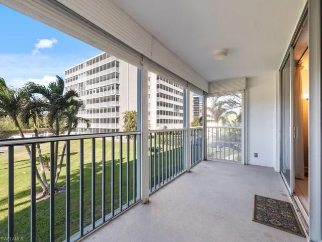 Lanai 2