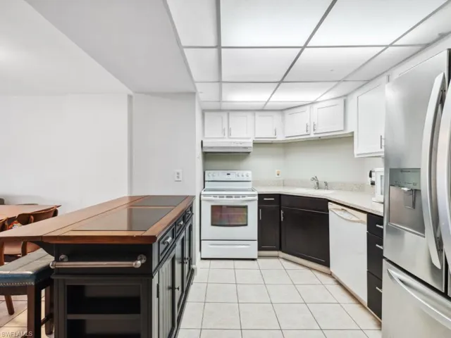 Kitchen 1