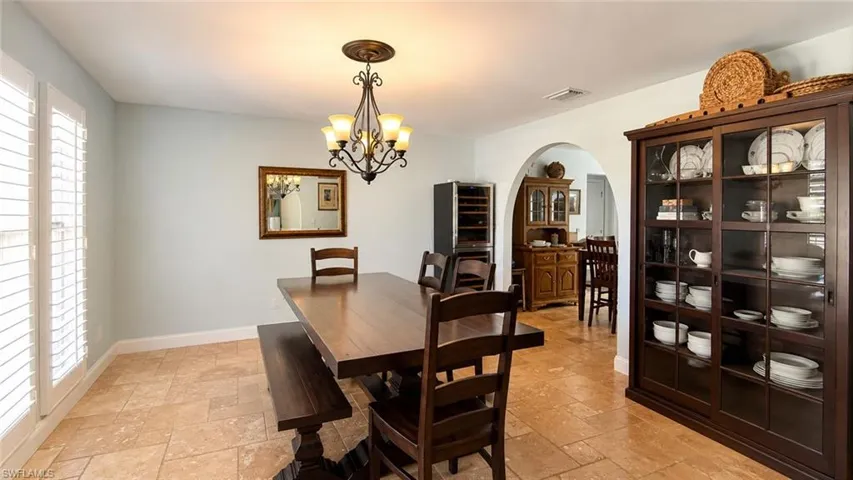 1089 Nottingham Dr, Naples, Florida 34109