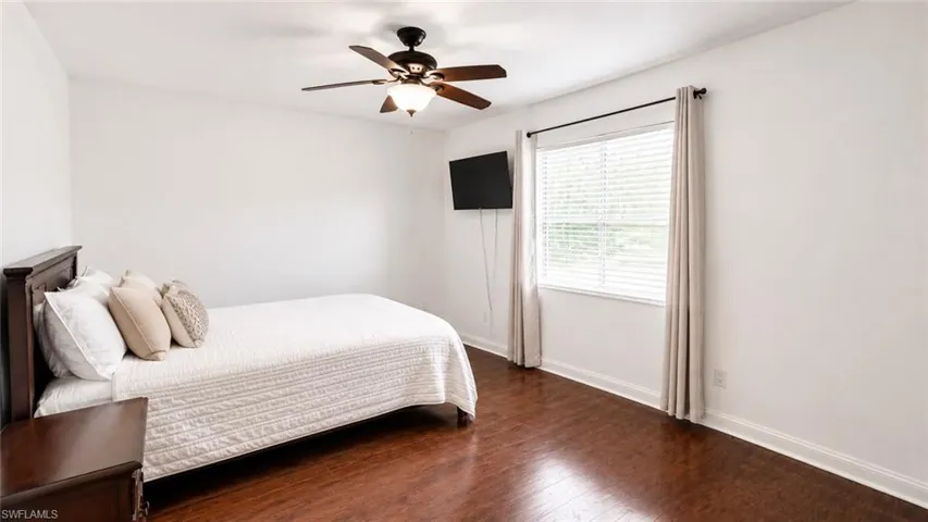 1089 Nottingham Dr, Naples, Florida 34109