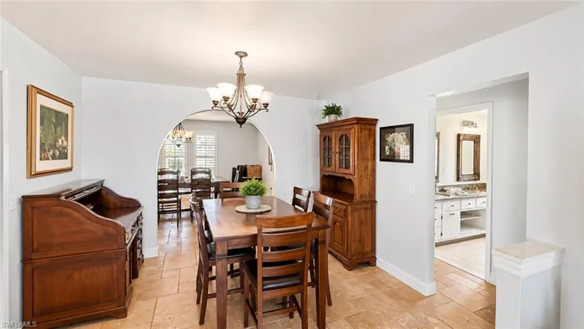 1089 Nottingham Dr, Naples, Florida 34109