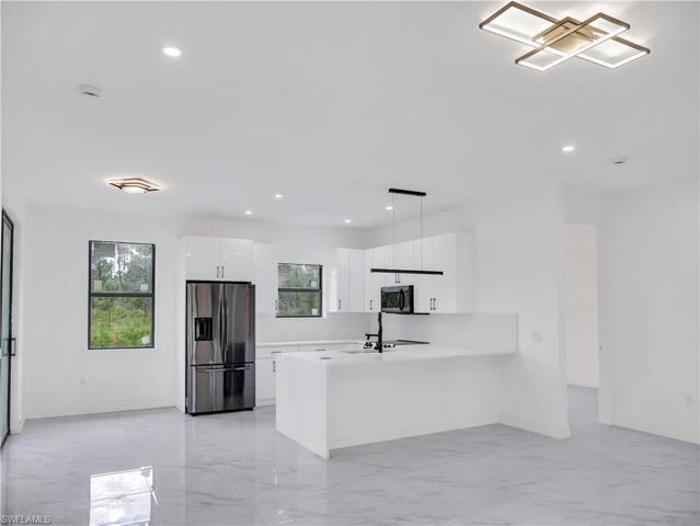 941 Alcutt ST, LEHIGH ACRES FL 33974