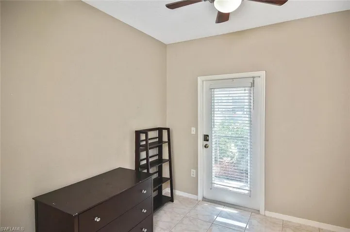 A den?  A home office?  A yoga room?  Your choice!
