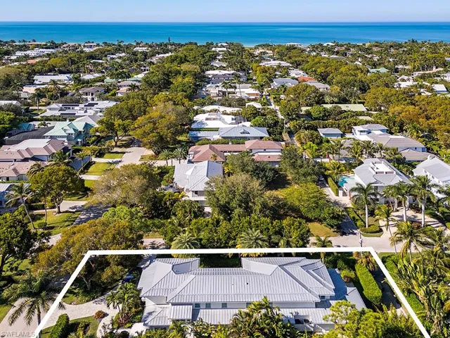 501 2nd Ave N, Naples, Florida 34102