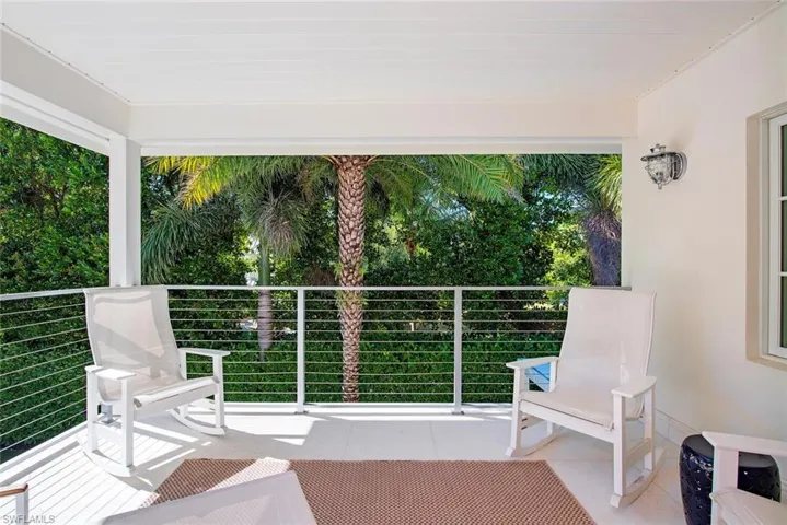 501 2nd Ave N, Naples, Florida 34102