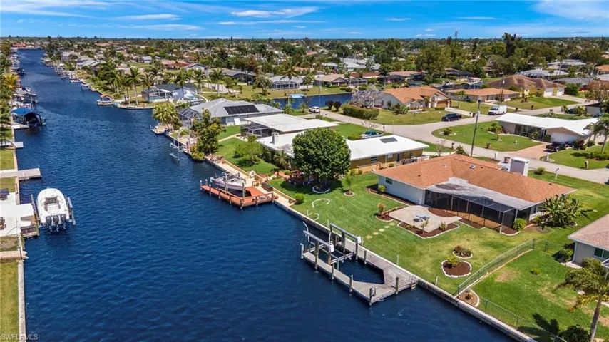 3746 Se 1st Pl, Cape Coral Fl 33904